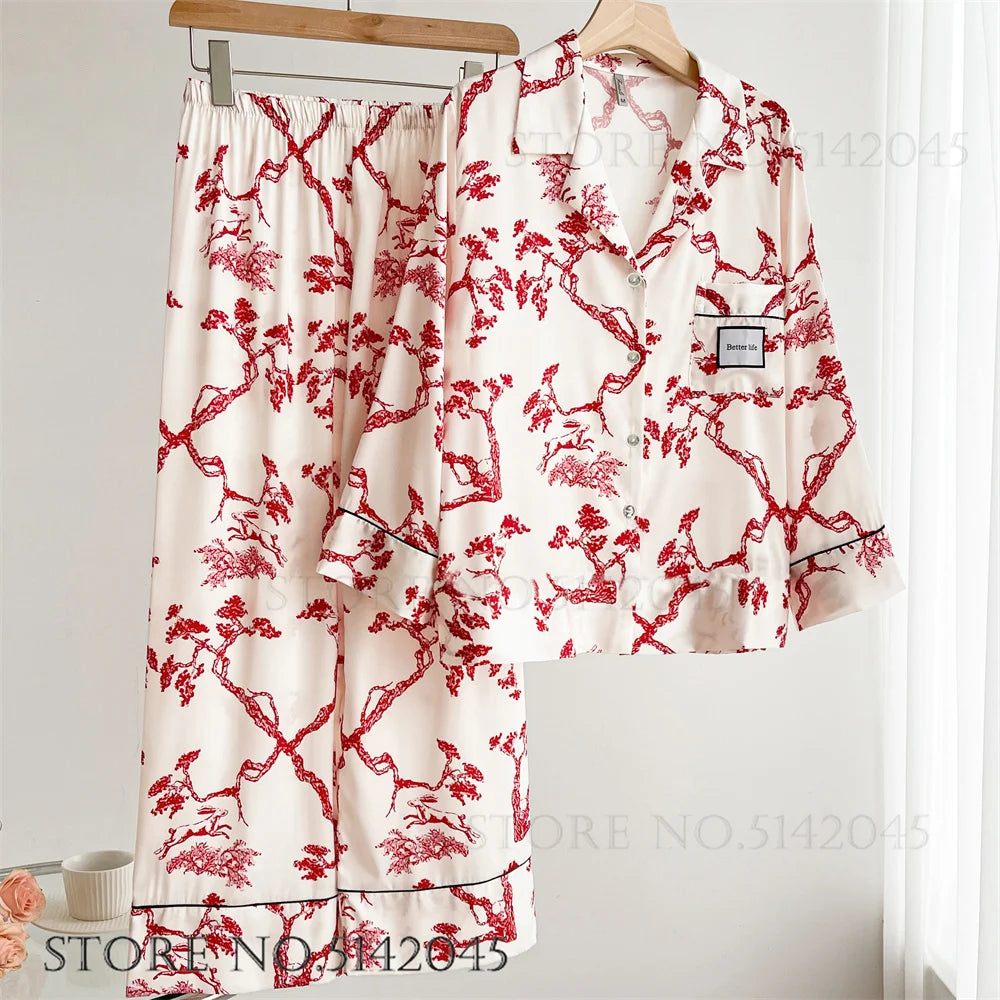 Conjunto de Pijama Floral - Set de 2 Piezas con Cuello Solapa y Pantalón Largo de Satén