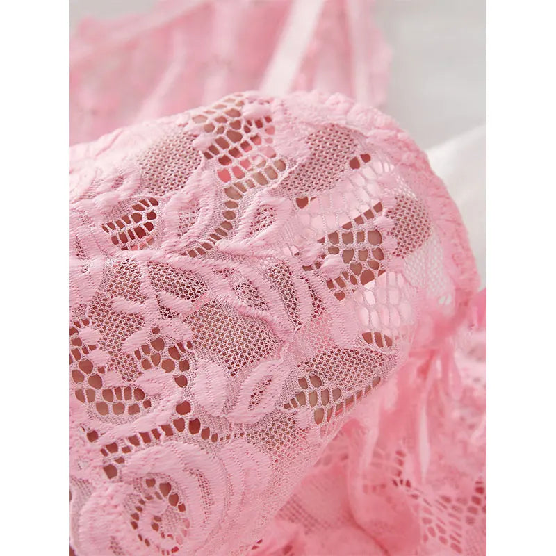 Conjunto de Lencería con Encaje Floral - Camisola Cuello V Sin Mangas y Shorts de 2 Piezas