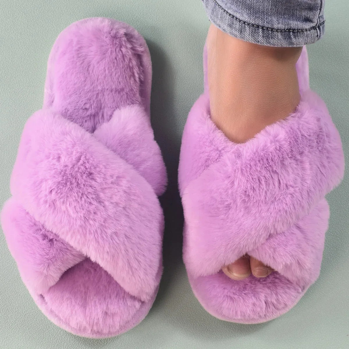 Pantuflas Fuzzy con Estampado Leopardo - Zapatillas Peludas Cálidas Antideslizantes para Casa