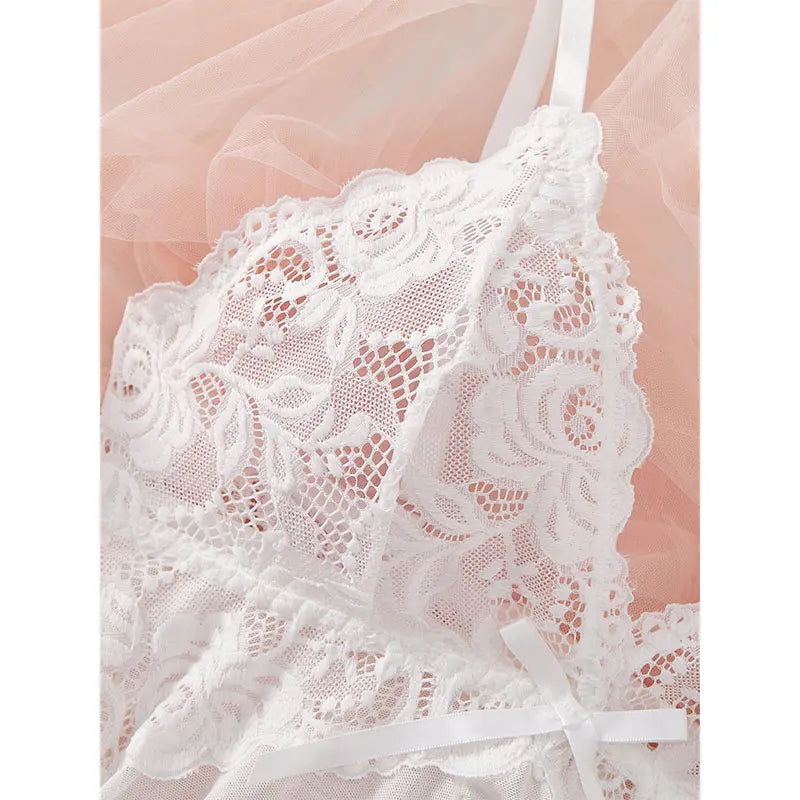 Conjunto de Lencería con Encaje Floral - Camisola Cuello V Sin Mangas y Shorts de 2 Piezas