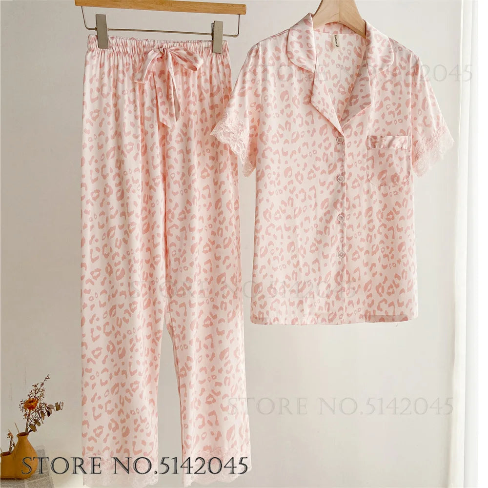 Conjunto de Pijama Floral - Set de 2 Piezas con Cuello Solapa y Pantalón Largo de Satén