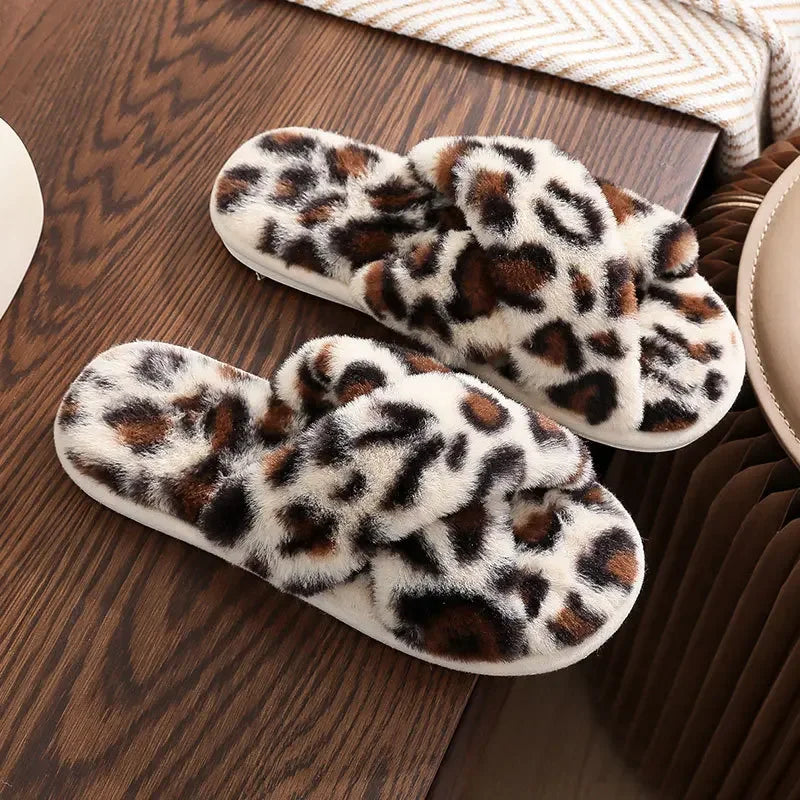 Pantuflas Fuzzy con Estampado Leopardo - Zapatillas Peludas Cálidas Antideslizantes para Casa