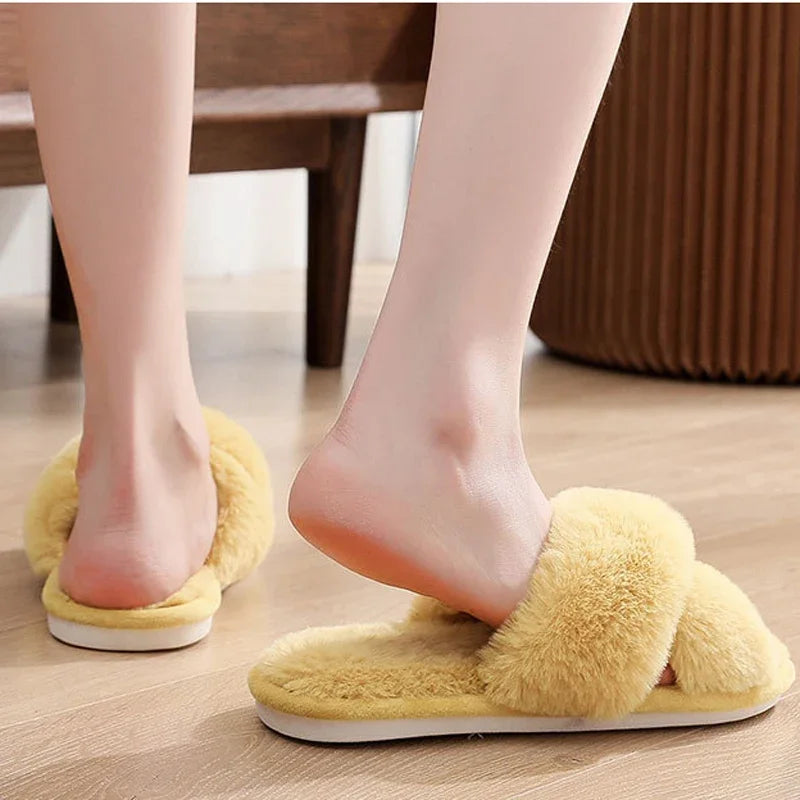 Pantuflas Fuzzy con Estampado Leopardo - Zapatillas Peludas Cálidas Antideslizantes para Casa