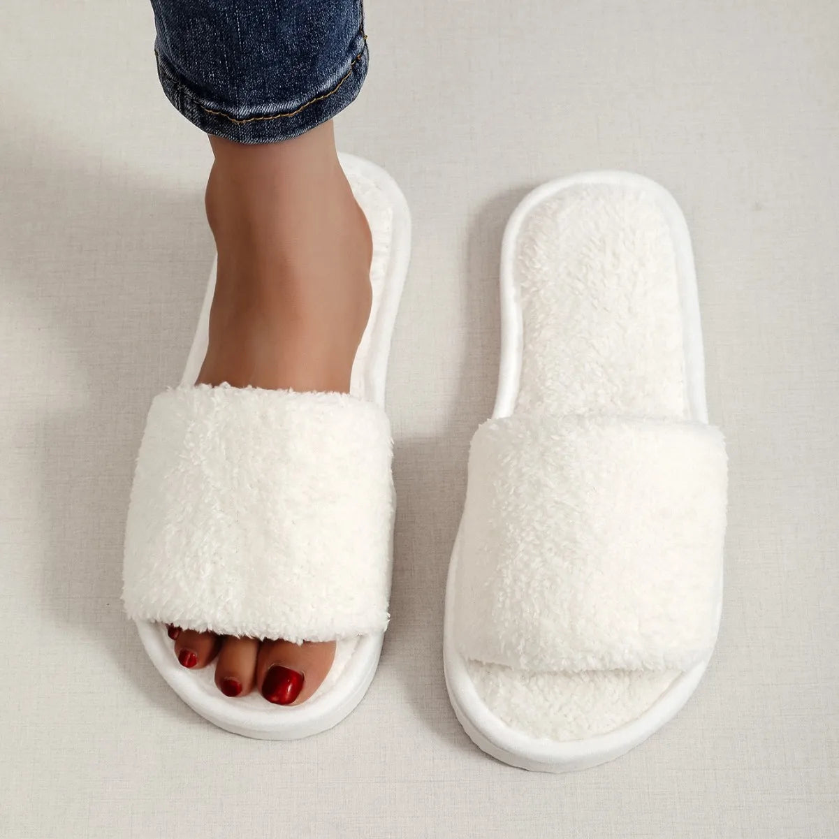 Pantuflas de Hogar con Pelaje Sintético - Sandalias de Felpa Cómodas y Ligeras para Todas las Estaciones