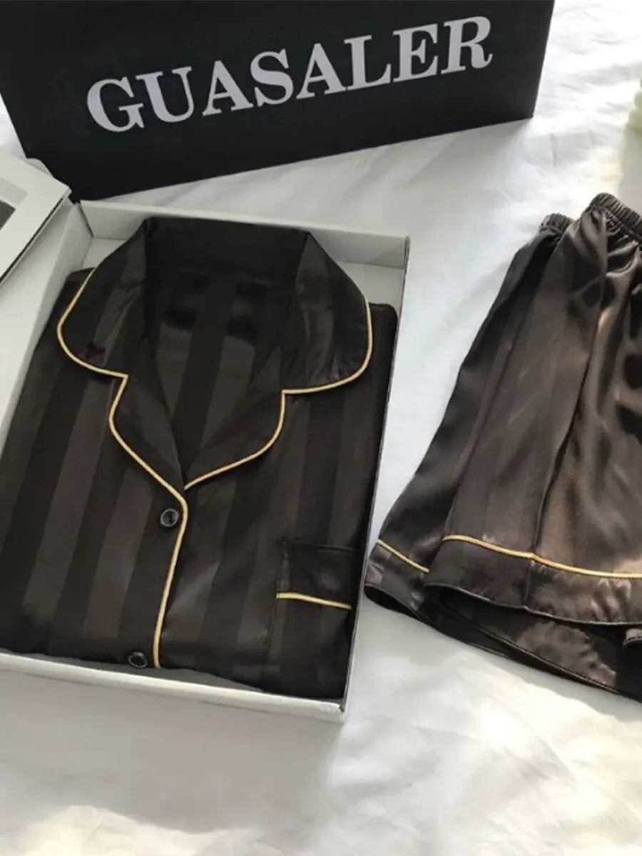 Conjunto de Pijama a Rayas con Cuello Solapa - Set de Camisa Manga Corta y Pantalón Largo Elegante